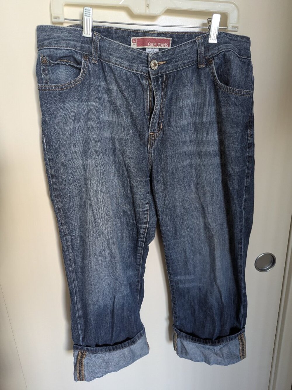 Vintage GAP Jeans Women's Size 16 100% Cotton Cropped Capri Jeans Medium Wash
